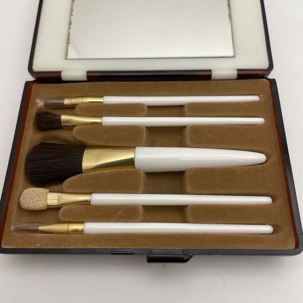 VTG Lucite Lighted Compact Mirror With Make Up Brush Set UK Design Hong Kong - Picture 2 of 5